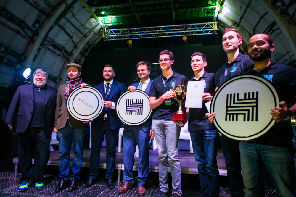 Steve Wozniak, winners of HackIT Cup 2017